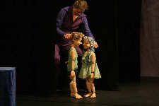 Max und Mimi machen sich gemeinsam auf den Weg - (C) Cassiopeia TheaterVerlag Mierke