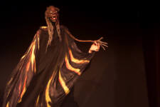 Kastschei versteinert Iwan. (C) by Cassiopeia Theater